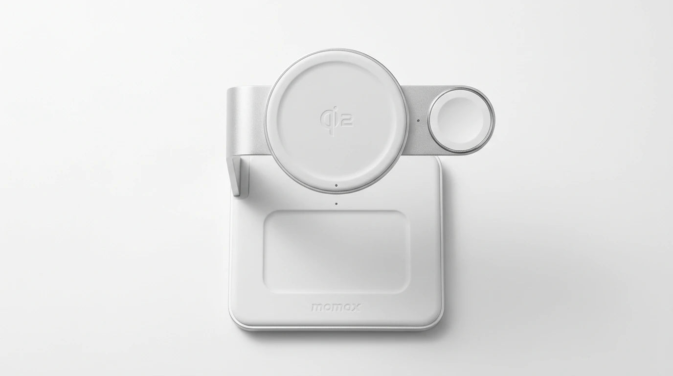 smart tech store Canada. premium tech accessories Canada. Momax 1-Charge Q.Port Qi2 3-in-1 Magnetic Wireless Charging Stand. Gallery image 4. Lines name one specific SKU—never substitute a generic lookalike from the category. After review passes, each render should still read as a fresh studio viewpoint of that same physical unit.